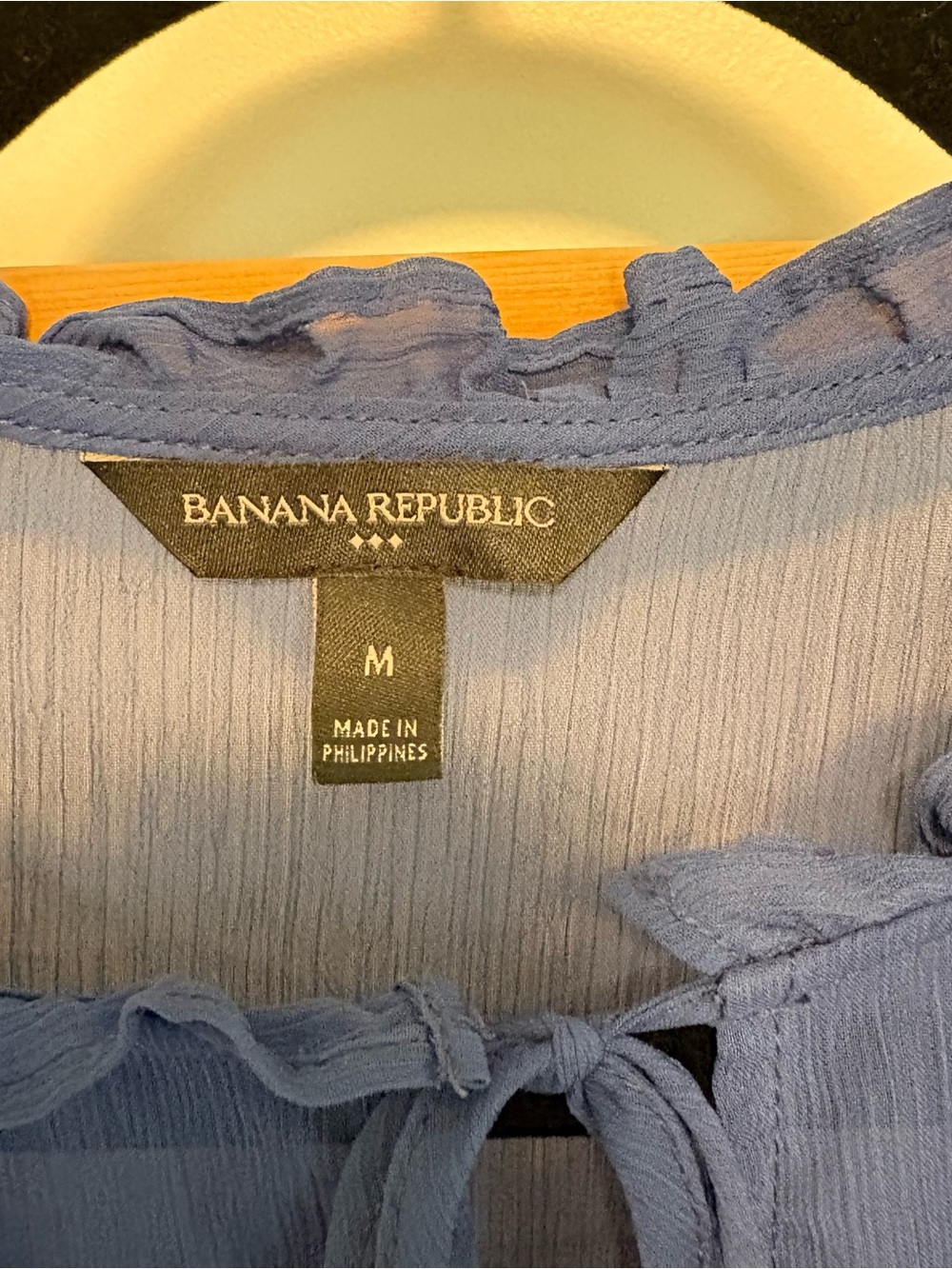 Banana Republic Navy Ruffle Sleeve Blouse - Picture 3 of 5